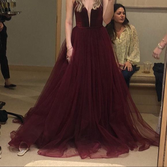 La Femme deep plunge tulle ball gown - Picture 4 of 5